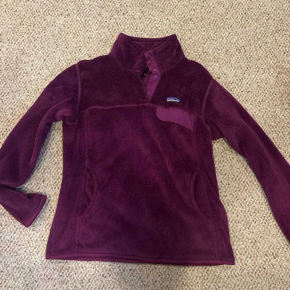 Patagonia Women's Burgundy Fleece Pullover